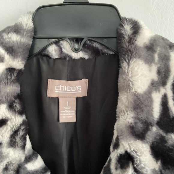 Vest - Picture 2 of 3